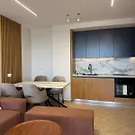 Two Bedroom Modern Seaview Appartement *