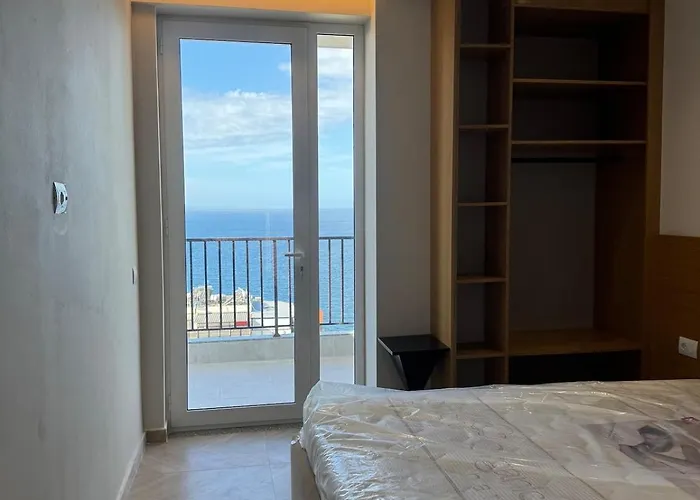Two Bedroom Modern Seaview * Sarande