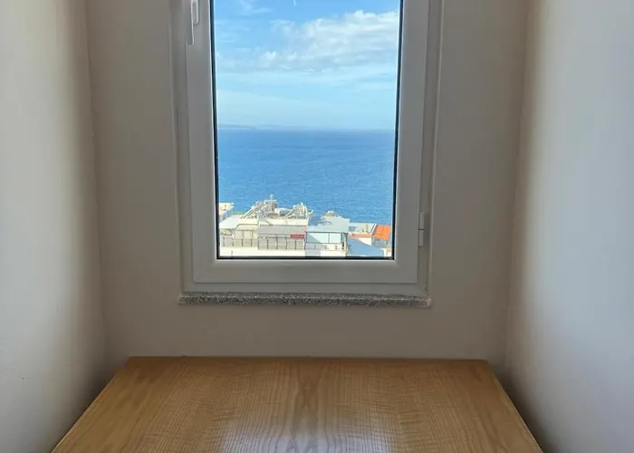 Two Bedroom Modern Seaview Apartment