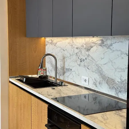 Appartamento Two Bedroom Modern Seaview