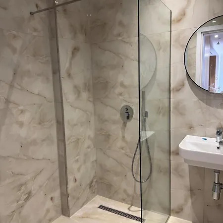 Two Bedroom Modern Seaview * Sarandë