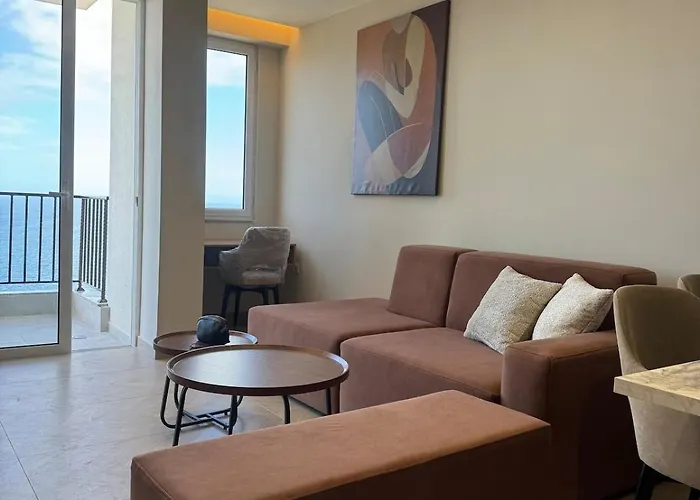 Two Bedroom Modern Seaview