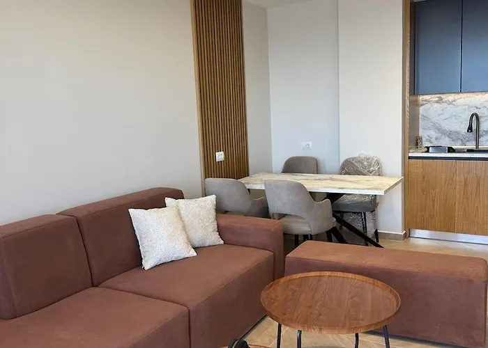 Two Bedroom Modern Seaview Appartement *