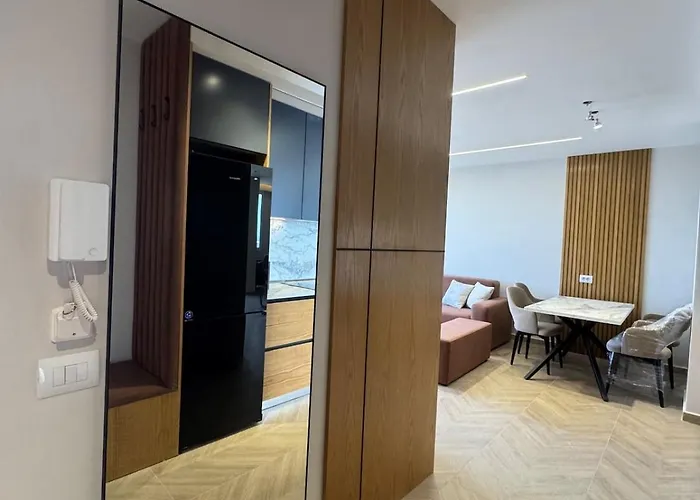 Two Bedroom Modern Seaview